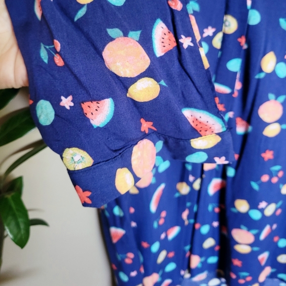 Mansee fruit blouse NWT - Picture 9 of 10